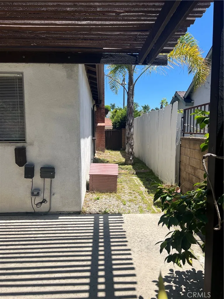 23391 Via Ronda Mission Viejo, CA 92691