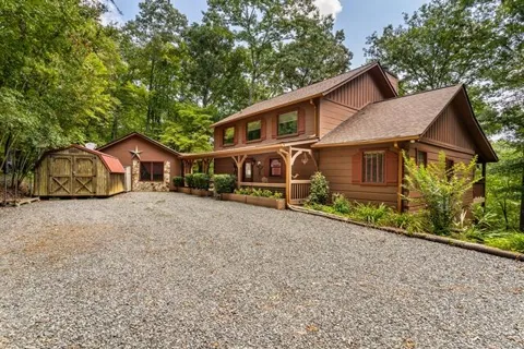 717 Evergreen Lane