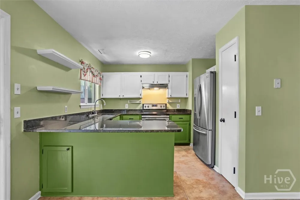 27 Jack Snipe Court E Richmond Hill, GA 31324