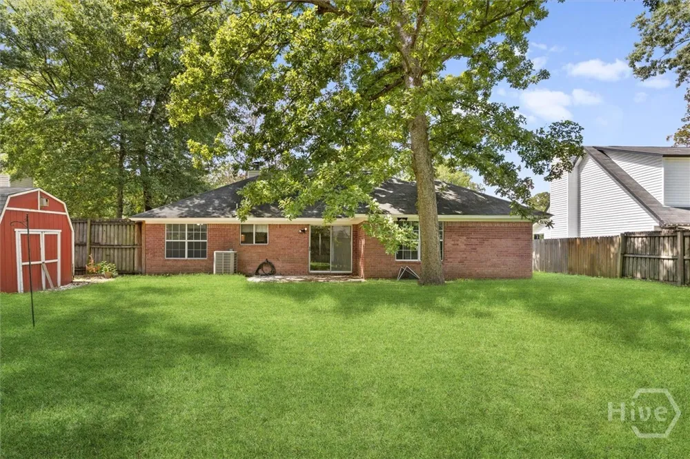 27 Jack Snipe Court E Richmond Hill, GA 31324