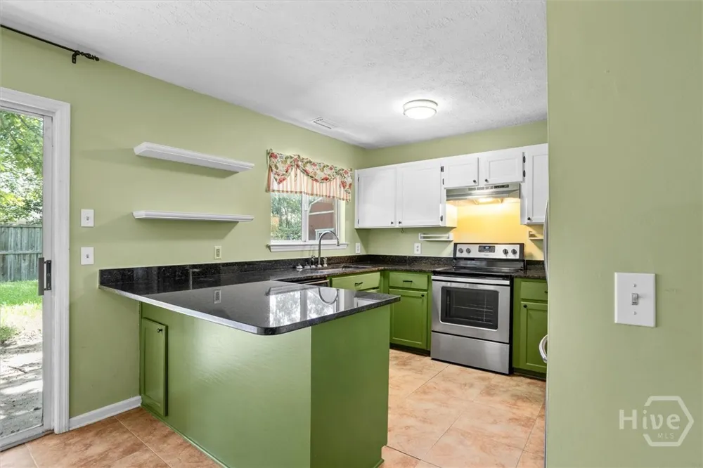 27 Jack Snipe Court E Richmond Hill, GA 31324