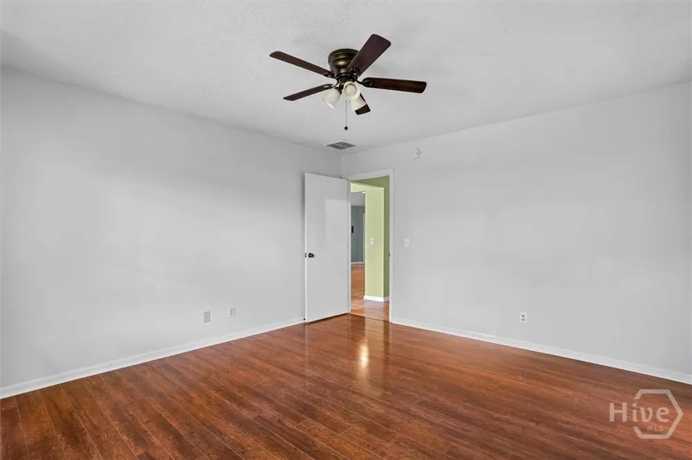 27 Jack Snipe Court E Richmond Hill, GA 31324