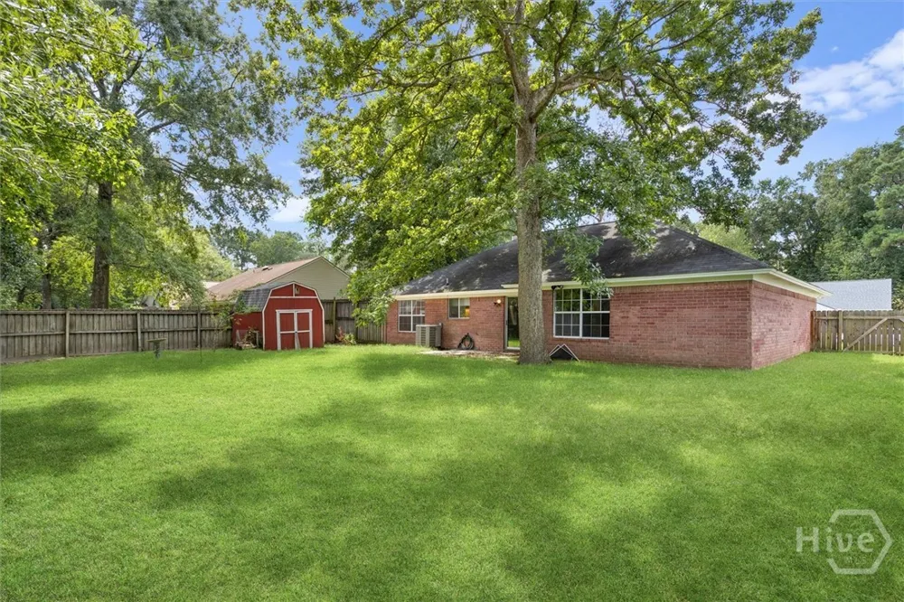 27 Jack Snipe Court E Richmond Hill, GA 31324