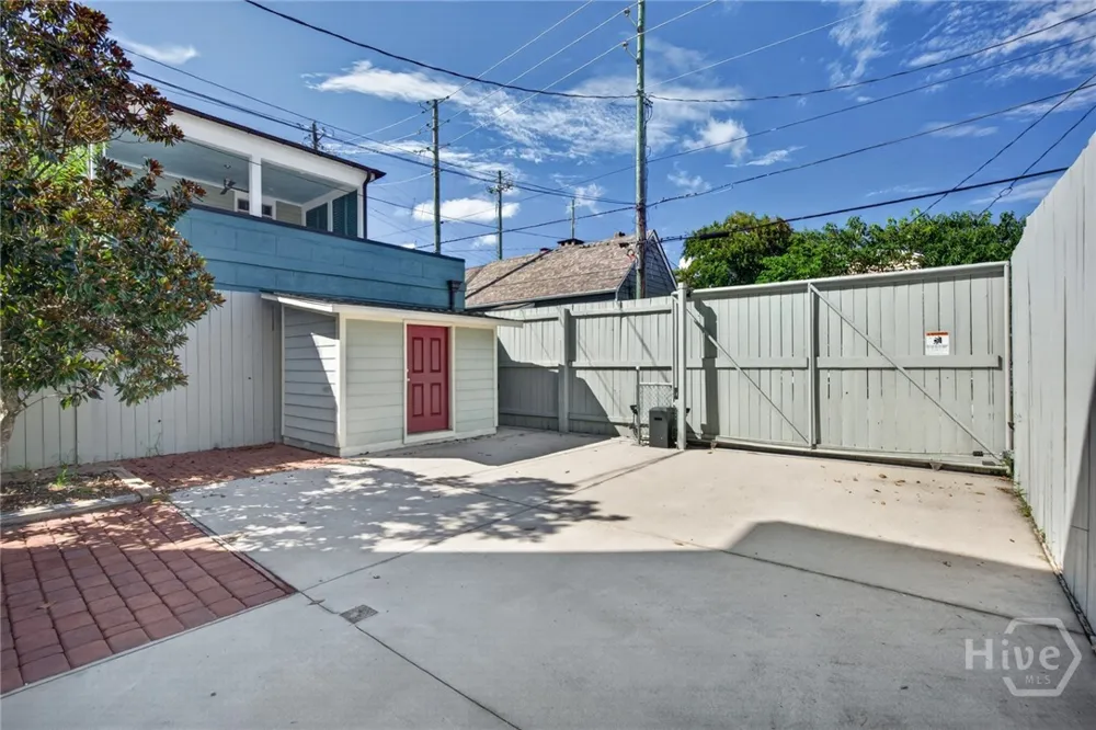 502 E Oglethorpe Avenue Savannah, GA 31401