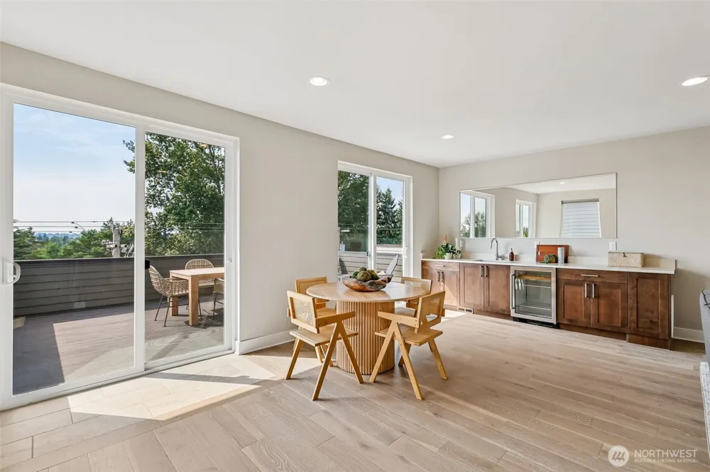 8710 112th Avenue NE Kirkland, WA 98033