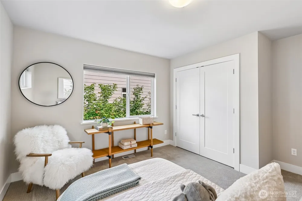 8710 112th Avenue NE Kirkland, WA 98033