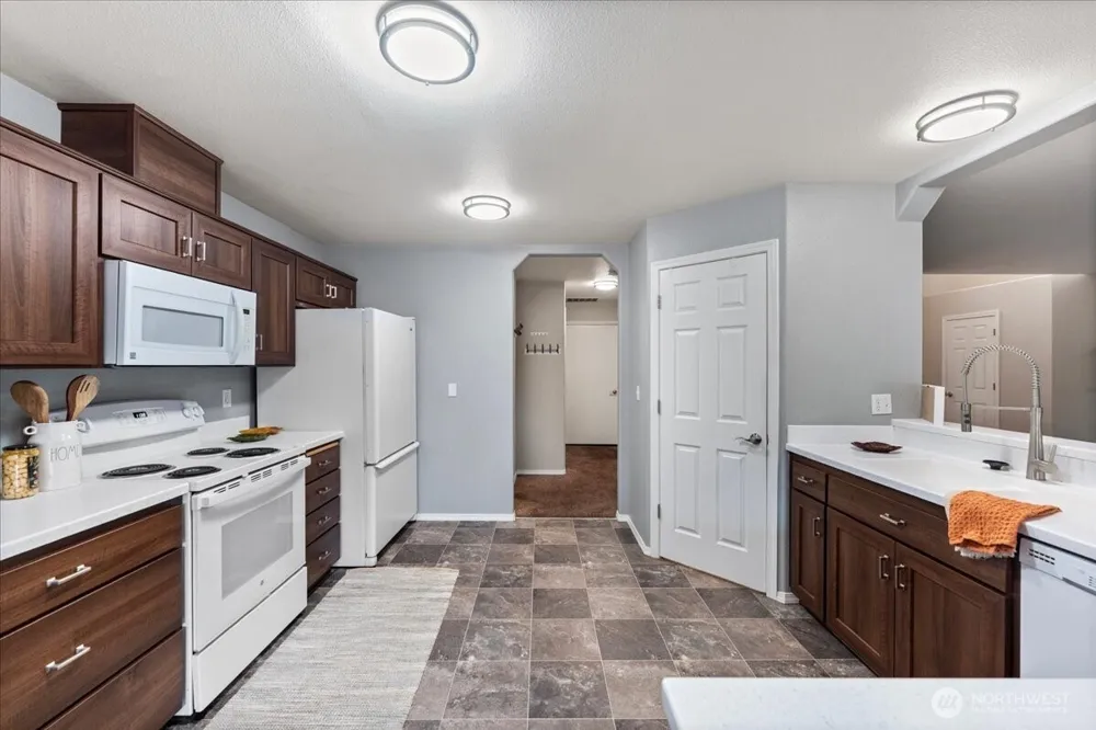 19304 12th Avenue Ct E Spanaway, WA 98387
