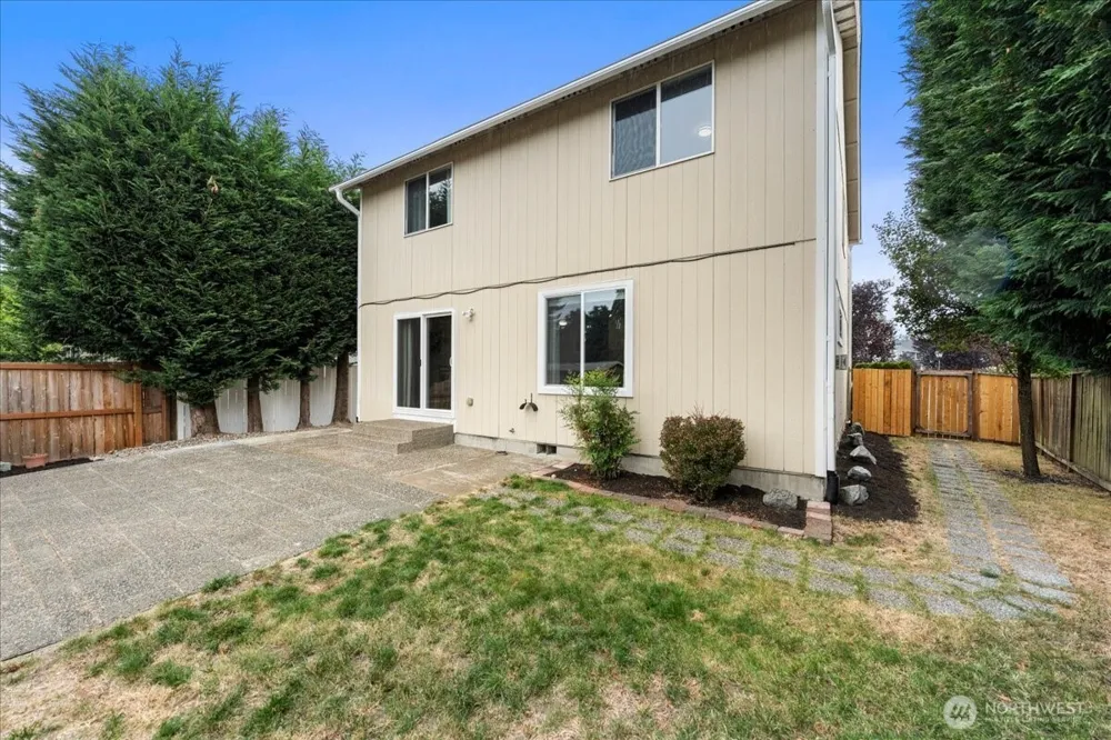 19304 12th Avenue Ct E Spanaway, WA 98387