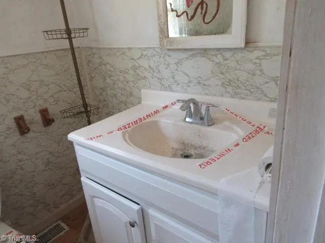 6477 Beulah Church Road Liberty, NC 27298