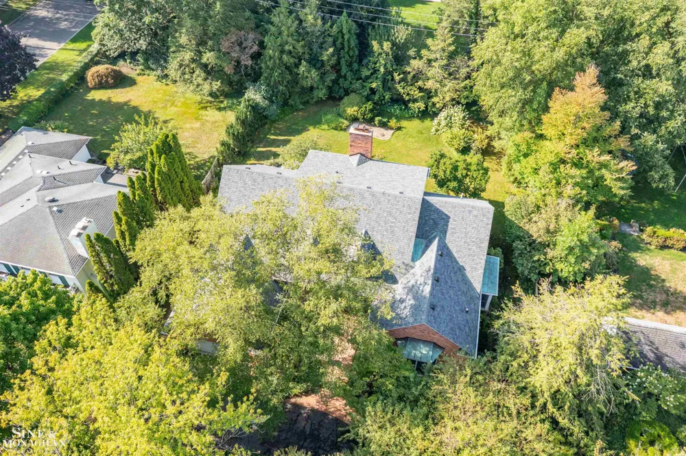 159 Cloverly Road Grosse Pointe Farms City, MI 48236