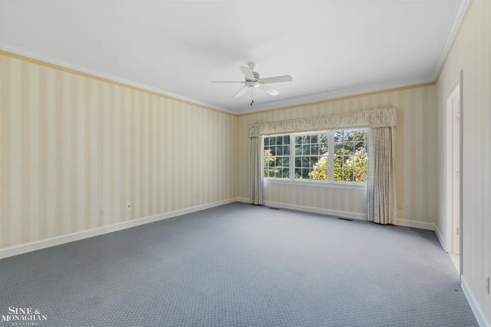 159 Cloverly Road Grosse Pointe Farms City, MI 48236