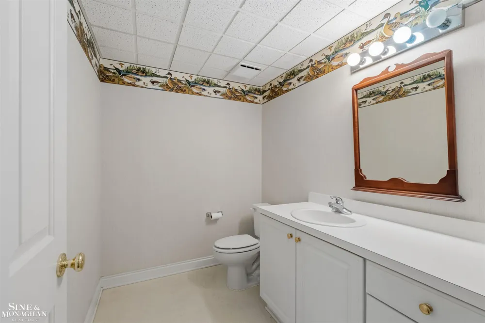 159 Cloverly Road Grosse Pointe Farms City, MI 48236