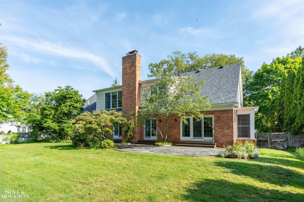 159 Cloverly Road Grosse Pointe Farms City, MI 48236
