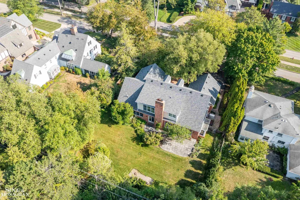 159 Cloverly Road Grosse Pointe Farms City, MI 48236