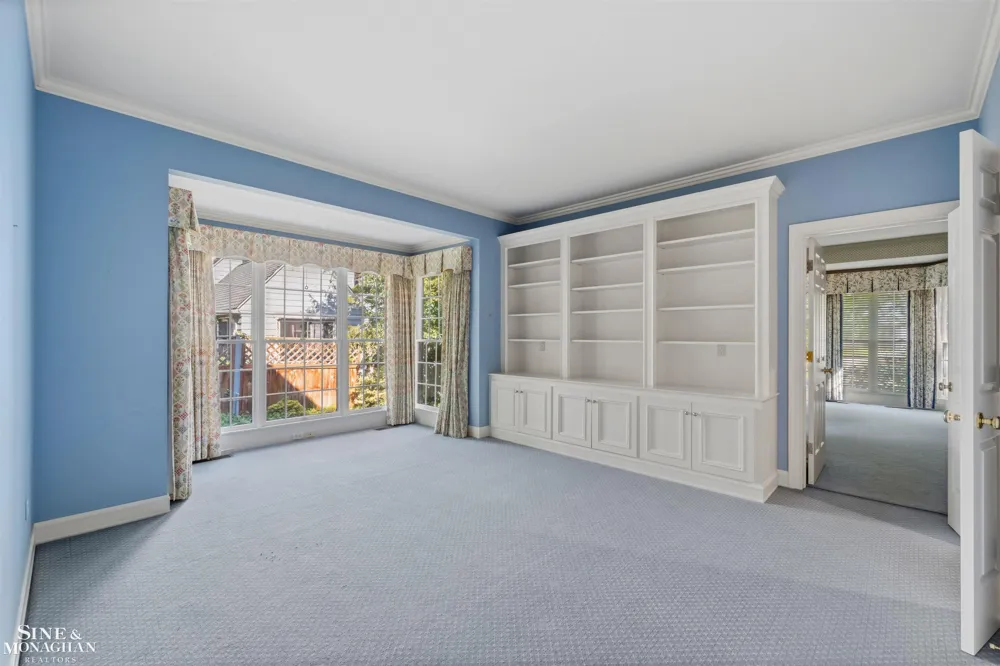 159 Cloverly Road Grosse Pointe Farms City, MI 48236