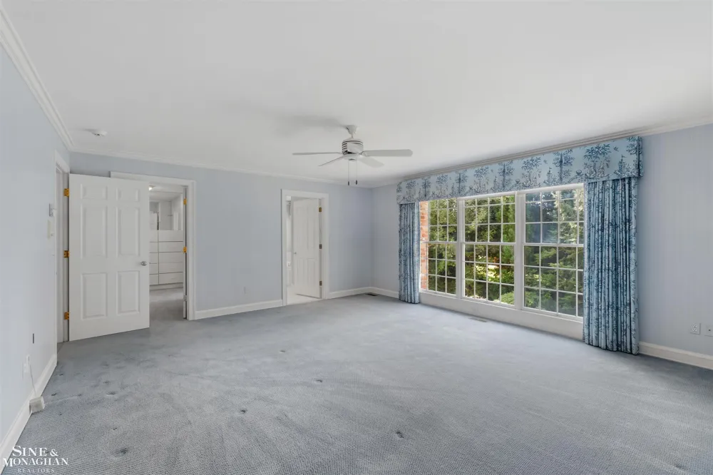 159 Cloverly Road Grosse Pointe Farms City, MI 48236
