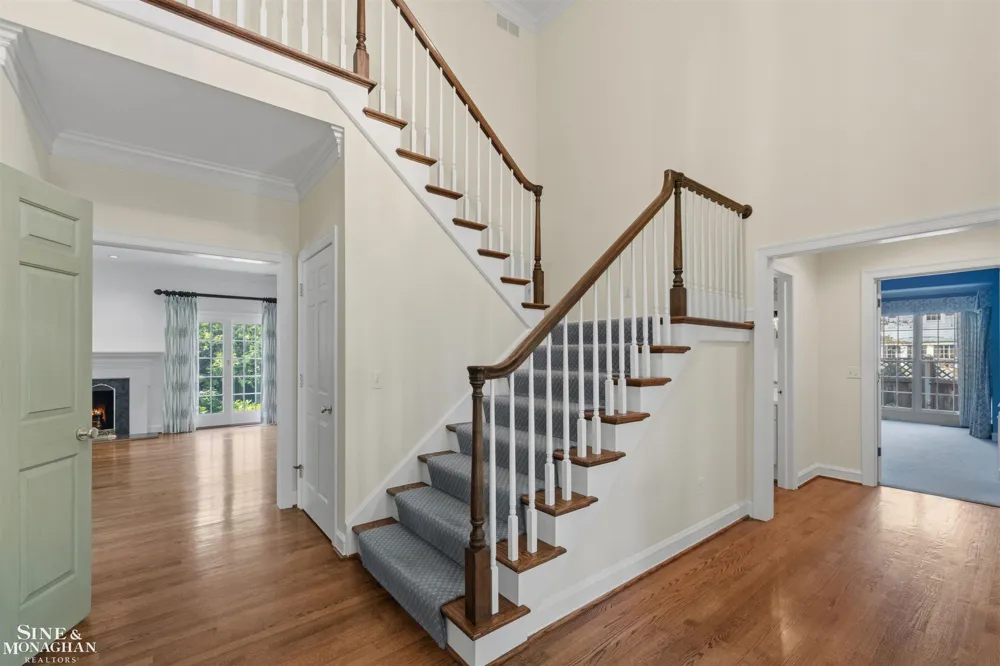 159 Cloverly Road Grosse Pointe Farms City, MI 48236