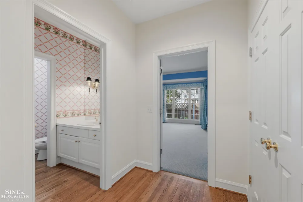 159 Cloverly Road Grosse Pointe Farms City, MI 48236