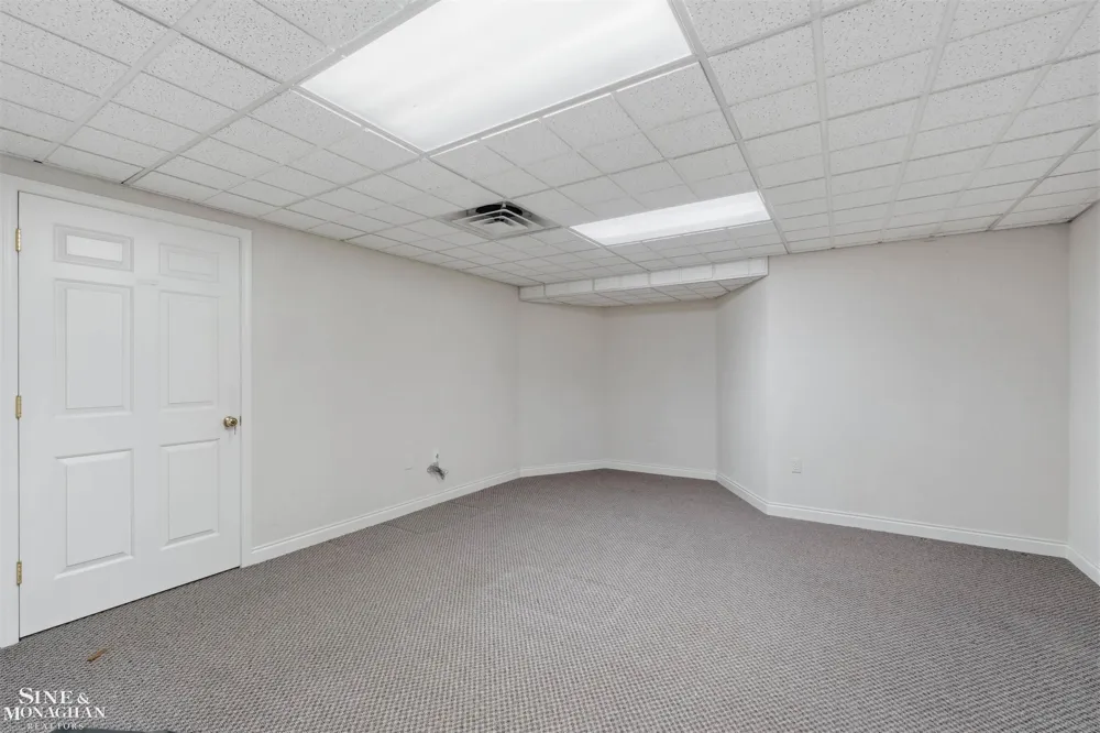 159 Cloverly Road Grosse Pointe Farms City, MI 48236