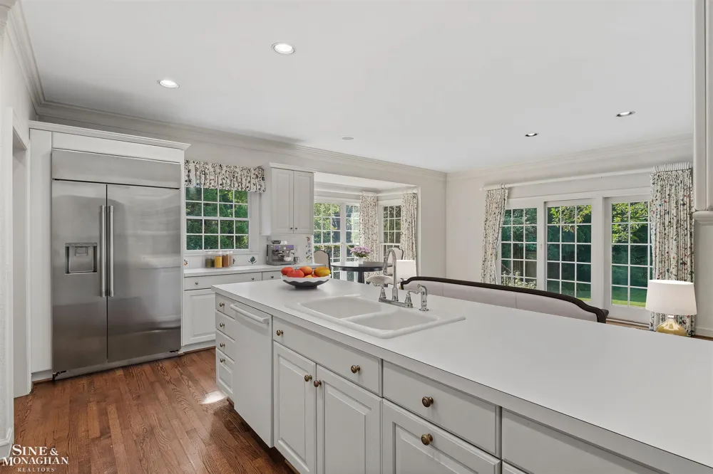 159 Cloverly Road Grosse Pointe Farms City, MI 48236