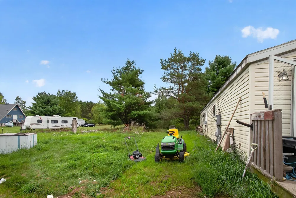 8668 Holly Street Garfield Township, MI 48632