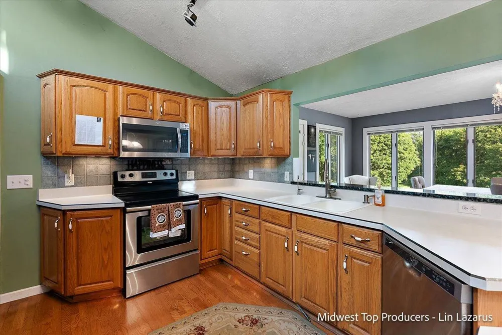11152 Southbrook Drive Emmett Charter Township, MI 49033