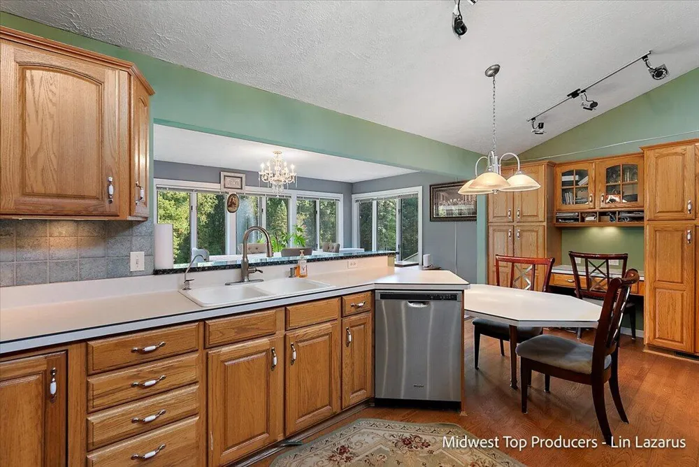 11152 Southbrook Drive Emmett Charter Township, MI 49033