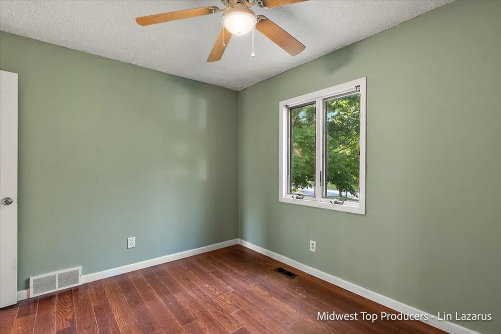 11152 Southbrook Drive Emmett Charter Township, MI 49033