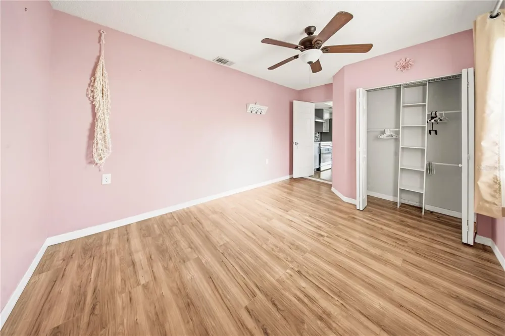 505 TIMBER LANE Tarpon Springs, FL 34689