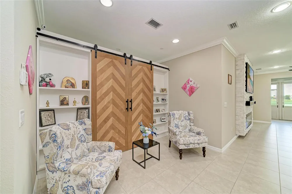 13815 MESSINA LOOP #101 Bradenton, FL 34211