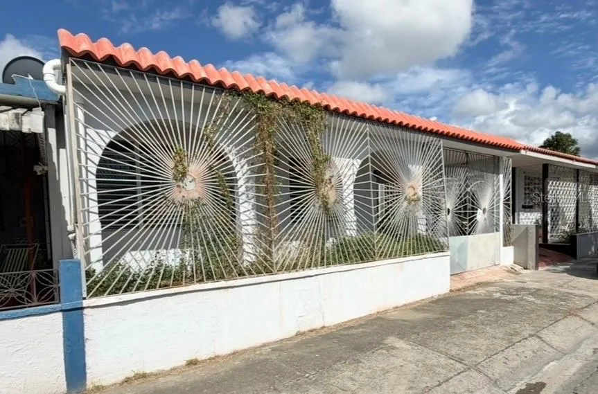 2005 EDUARDO CUEVAS URB. VILLA GRILLASCA Ponce, PR 00717