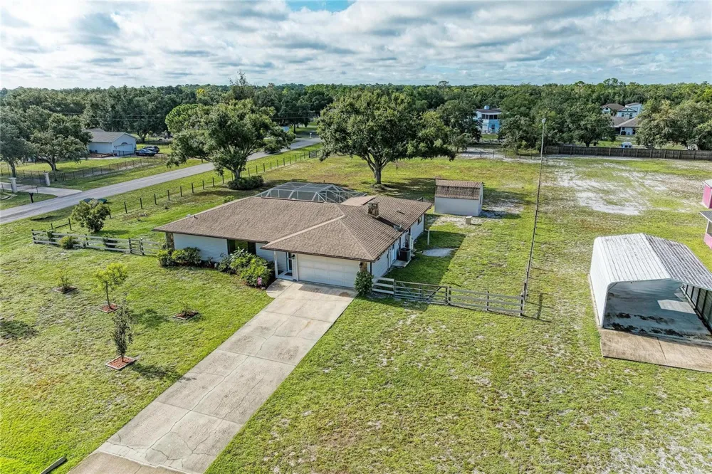22230 26TH AVENUE E Bradenton, FL 34211