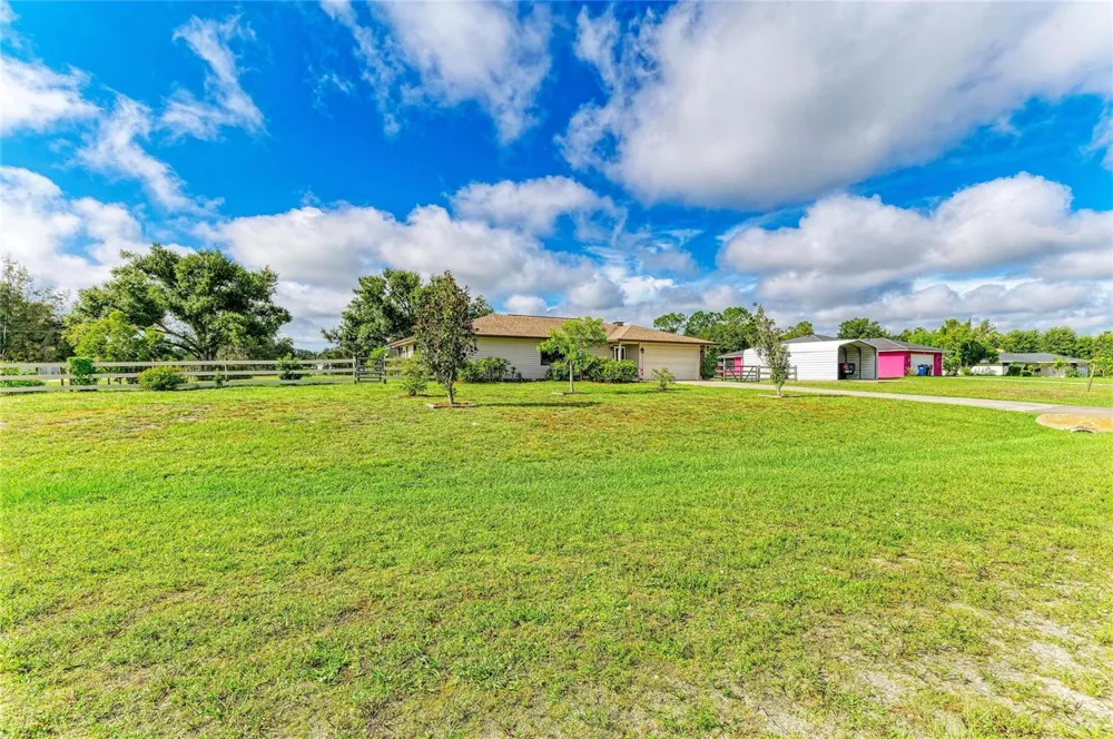 22230 26TH AVENUE E Bradenton, FL 34211