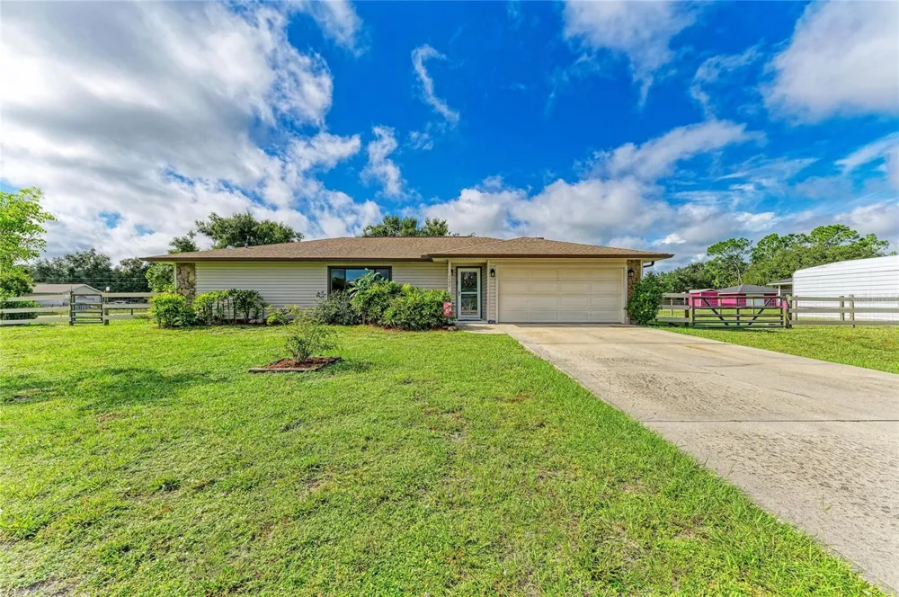 22230 26TH AVENUE E Bradenton, FL 34211
