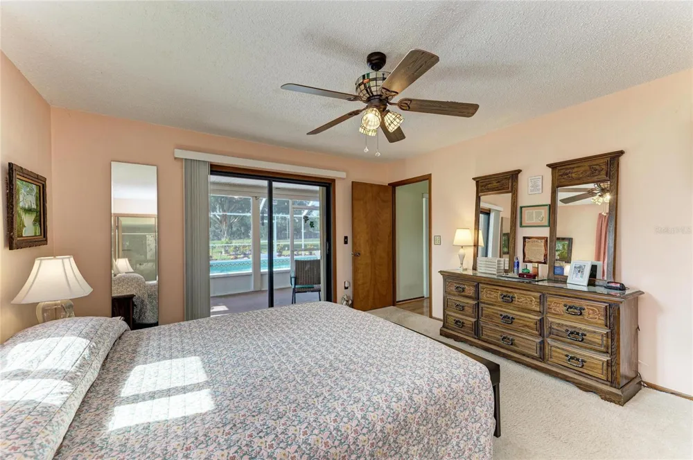 22230 26TH AVENUE E Bradenton, FL 34211