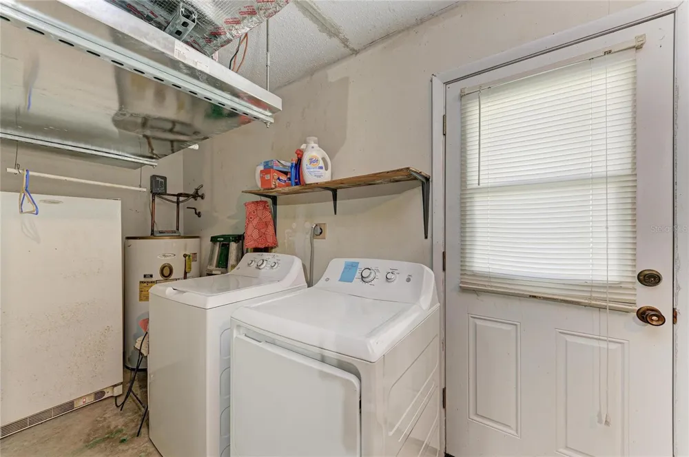 22230 26TH AVENUE E Bradenton, FL 34211