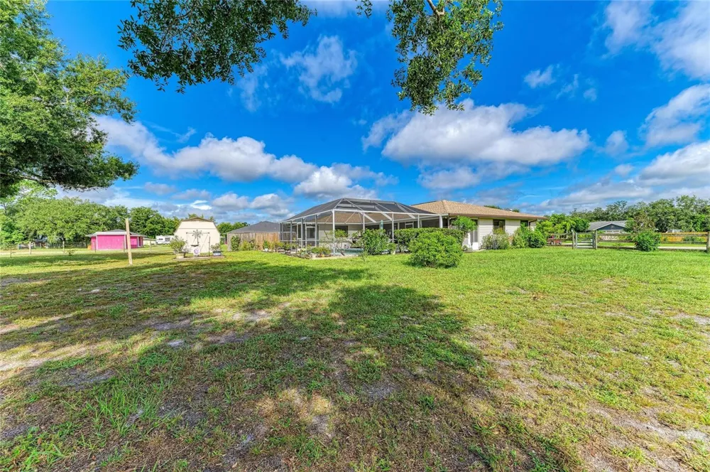 22230 26TH AVENUE E Bradenton, FL 34211