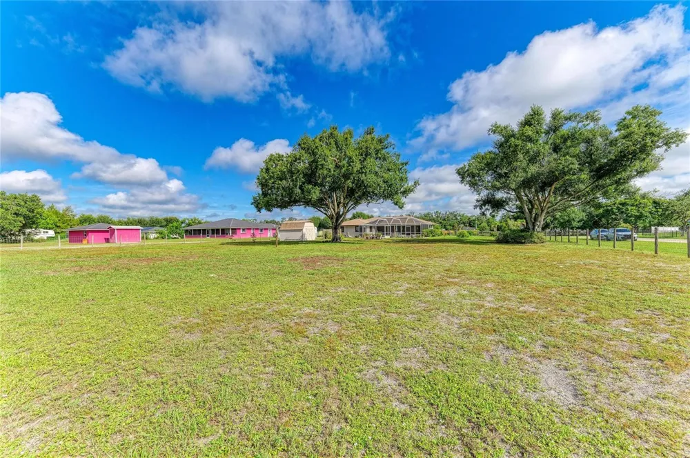 22230 26TH AVENUE E Bradenton, FL 34211