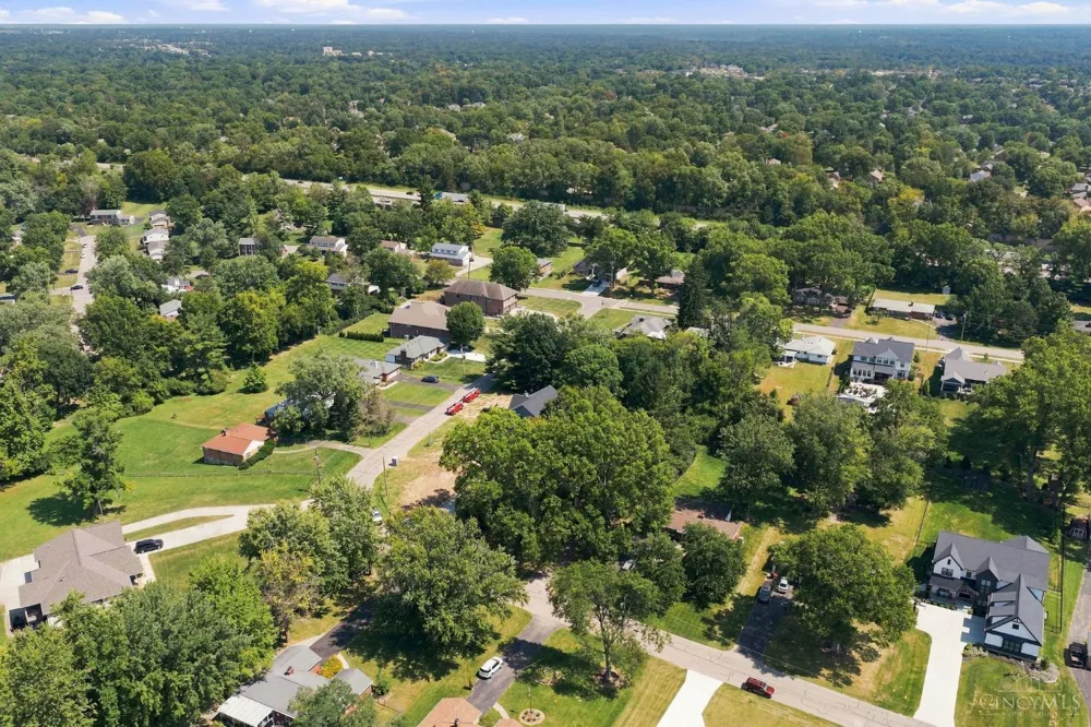 9736 Cooper Lane Montgomery, OH 45242