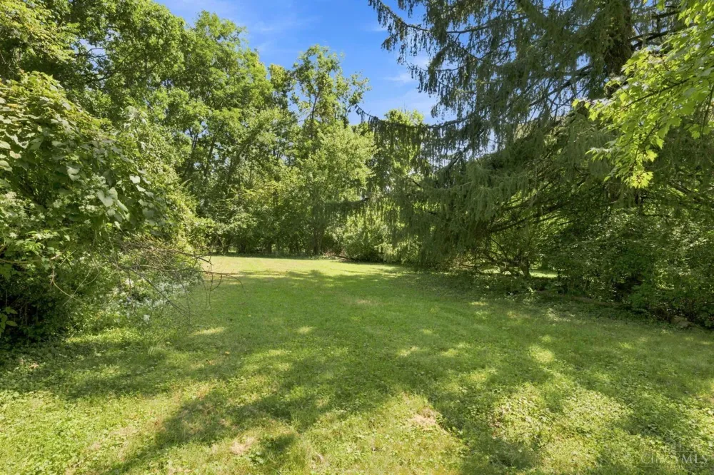 9736 Cooper Lane Montgomery, OH 45242