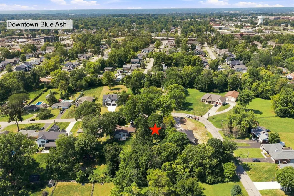 9736 Cooper Lane Montgomery, OH 45242