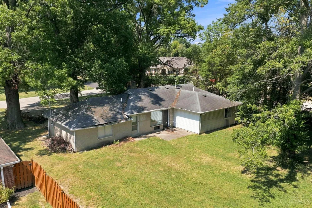 9736 Cooper Lane Montgomery, OH 45242