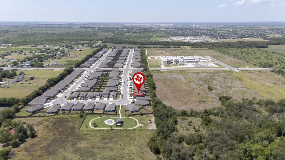 312 Sickle Loop Kyle, TX 78640