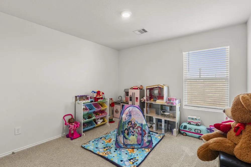 312 Sickle Loop Kyle, TX 78640
