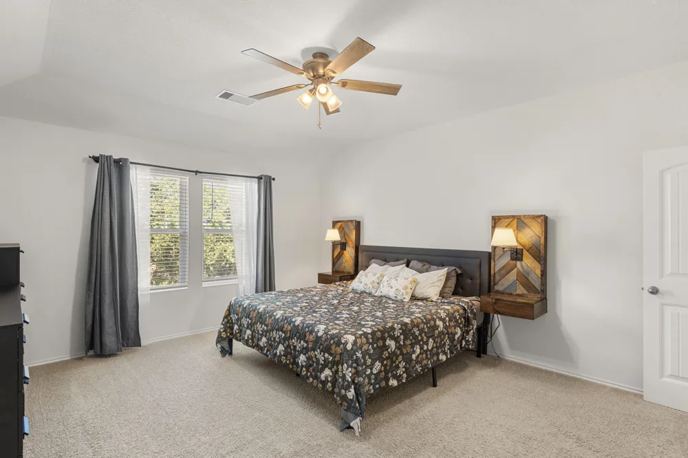 312 Sickle Loop Kyle, TX 78640