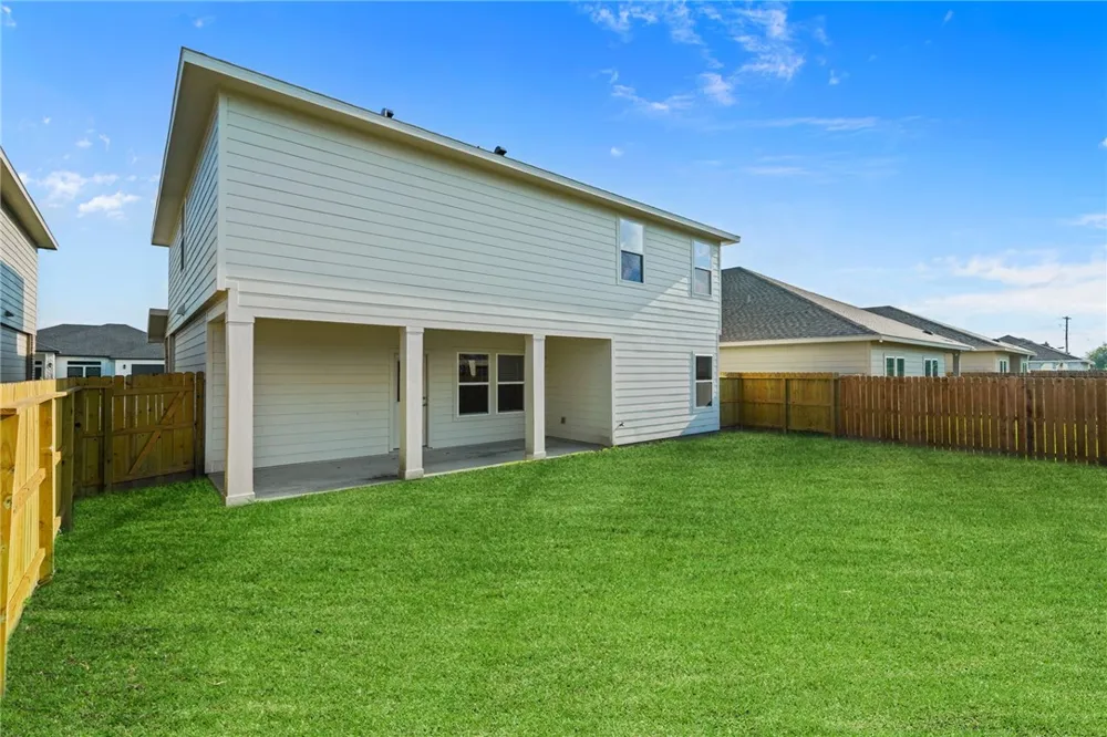 107 Sapphire Street Portland, TX 78374