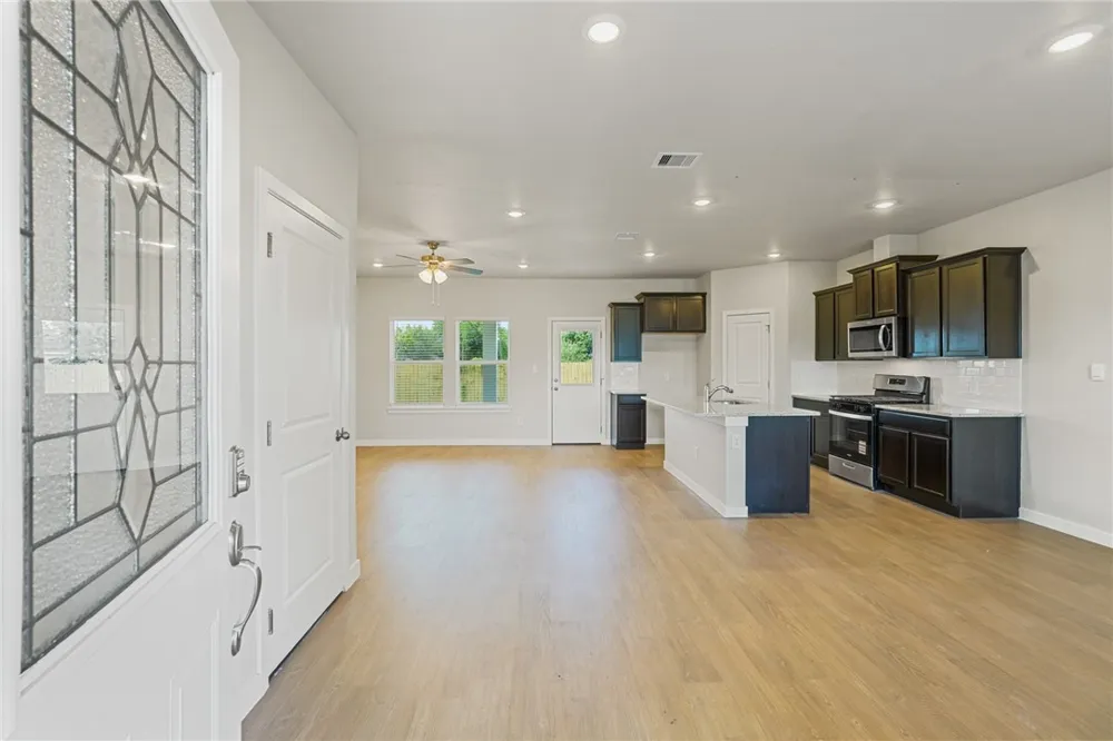 107 Sapphire Street Portland, TX 78374