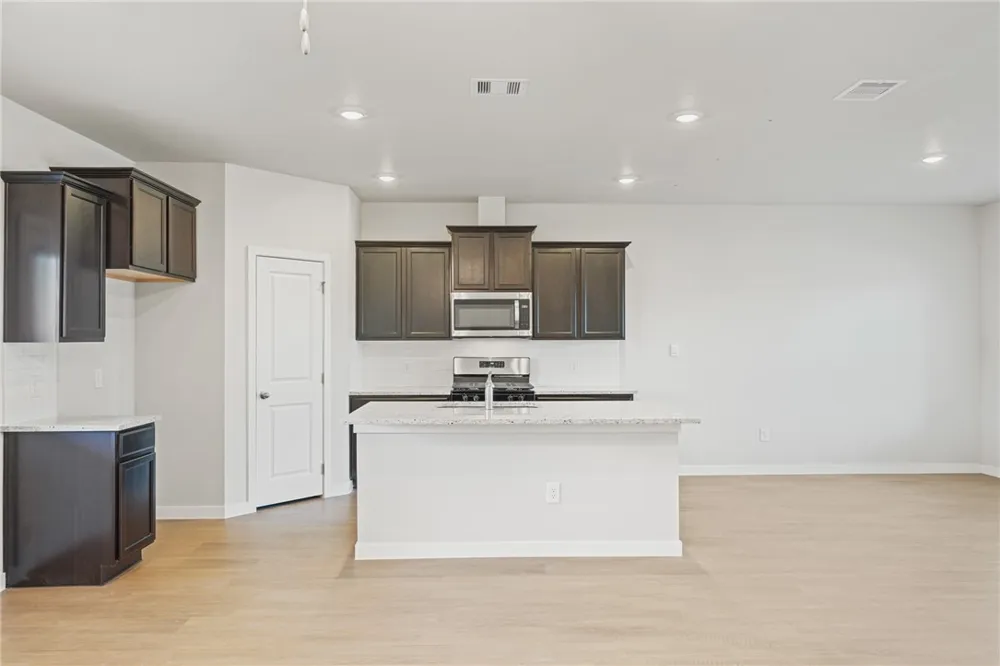 107 Sapphire Street Portland, TX 78374