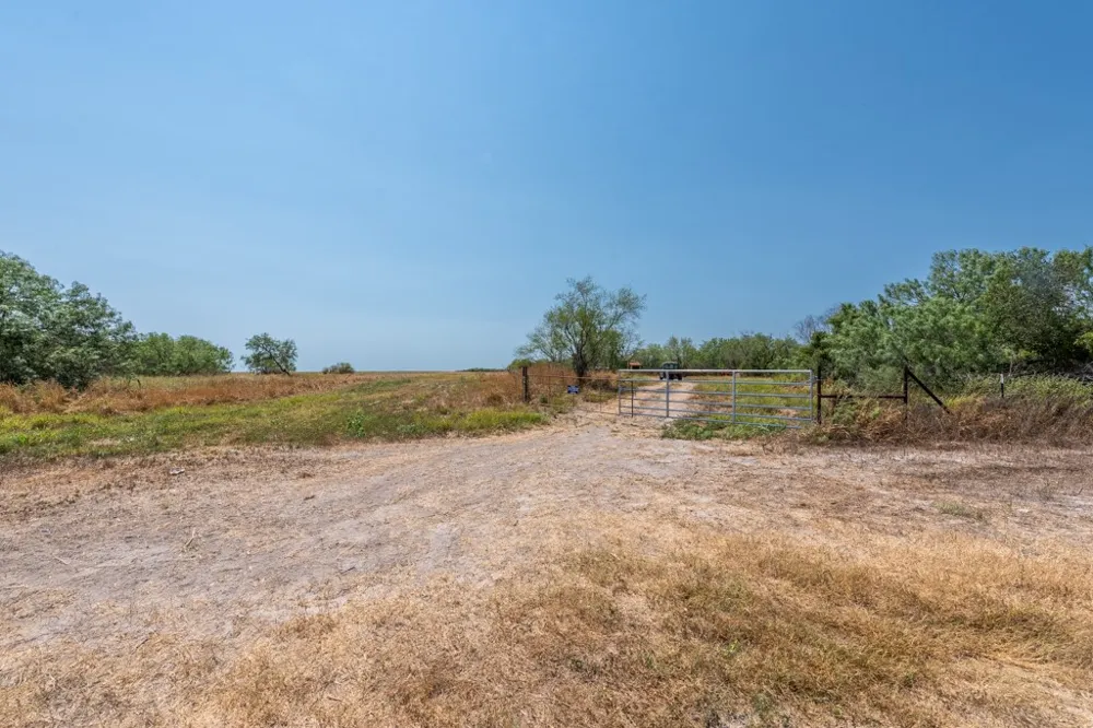 County Road 331 Alice, TX 78332