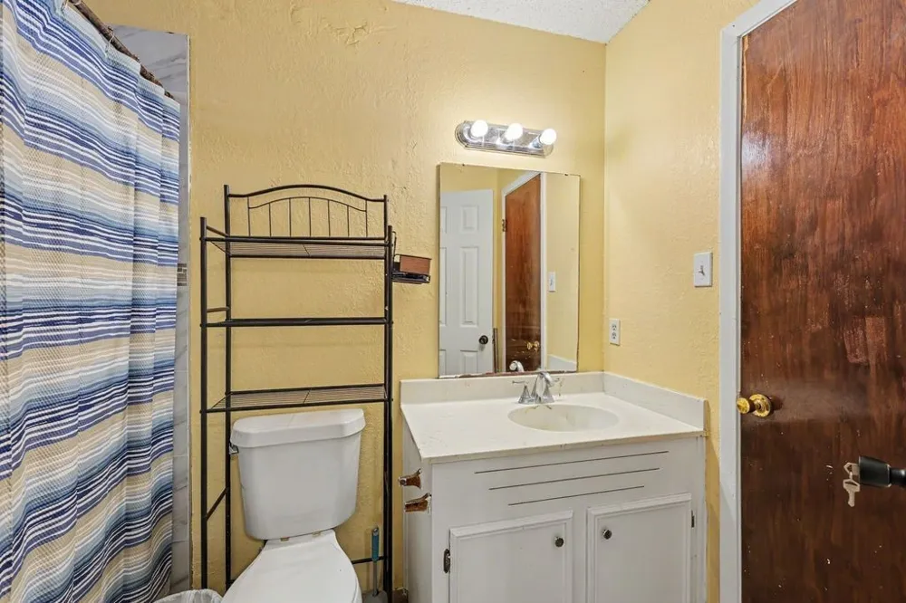 2721 Allencrest Drive Corpus Christi, TX 78415